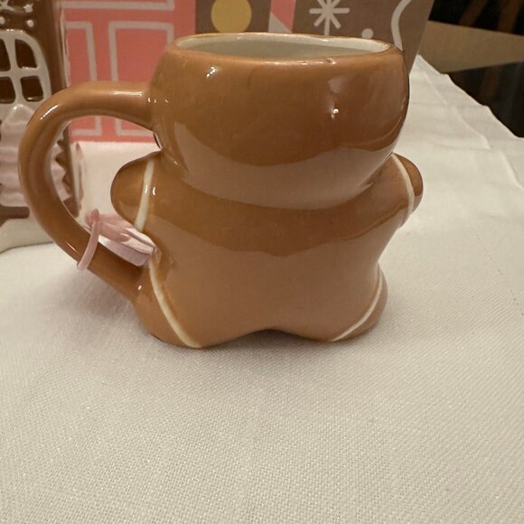 Peppermint & Pine Gingerbread Man Mug Christmas Holiday Handpainted NWT - Picture 2 of 5